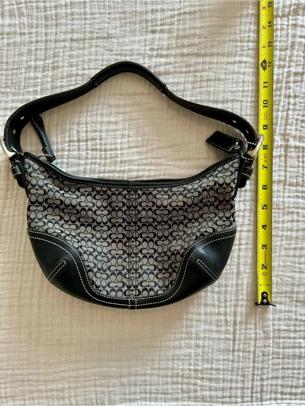 Vintage Coach SoHo Signature C Crescent Hobo Black & Gray Handbag 6351